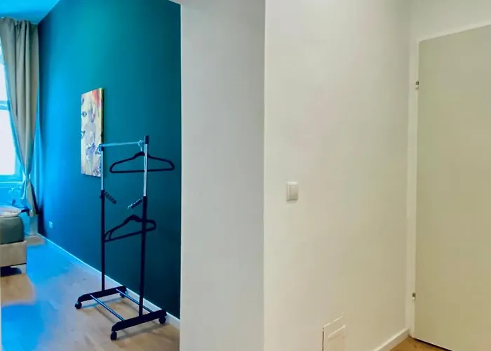Budget 8br With Terrace For 16 Guests Apartment