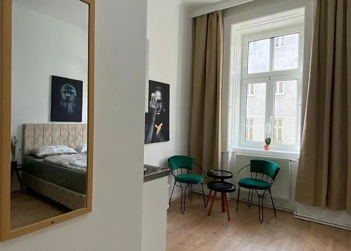 Budget 8br With Terrace For 16 Guests Apartment *
