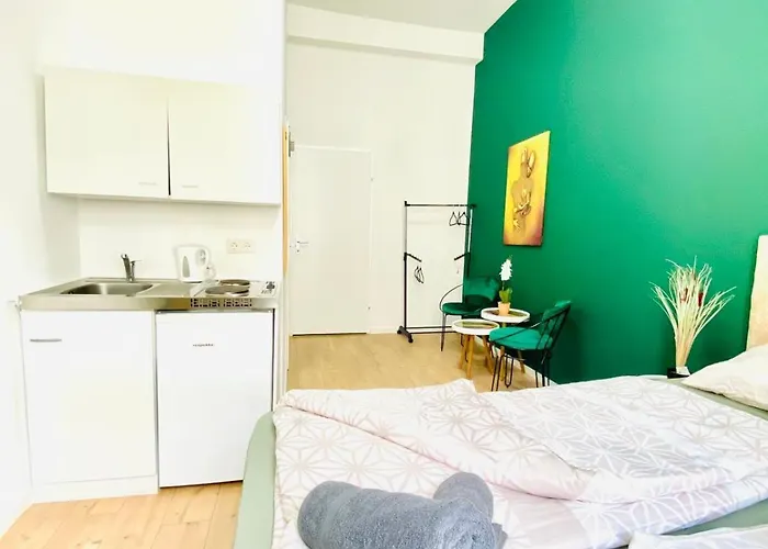 Budget 8br With Terrace For 16 Guests Apartment *